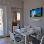 Familia Apartmanhaz * Keszthely