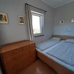 Familia Apartmanhaz *