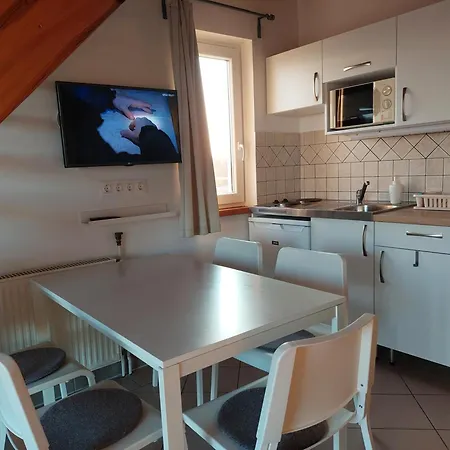 Lejlighed Familia Apartmanhaz Keszthely