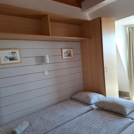 شقة Familia Apartmanhaz كيستاي