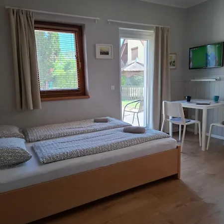 شقة Familia Apartmanhaz كيستاي