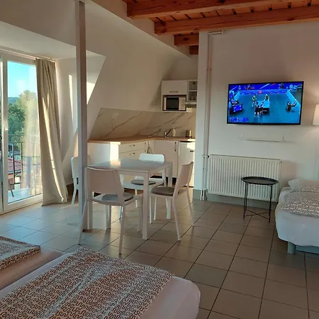 شقة Familia Apartmanhaz