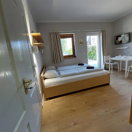 Familia Apartmanhaz شقة *