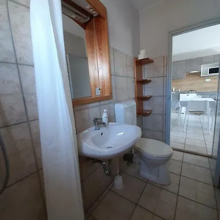 Διαμέρισμα Familia Apartmanhaz