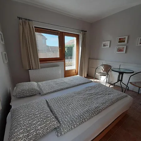 Apartman Familia