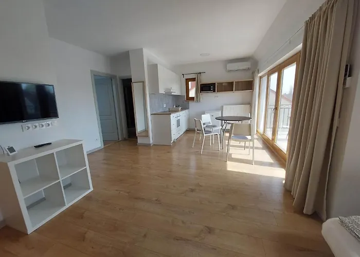 דירה Familia Apartmanhaz