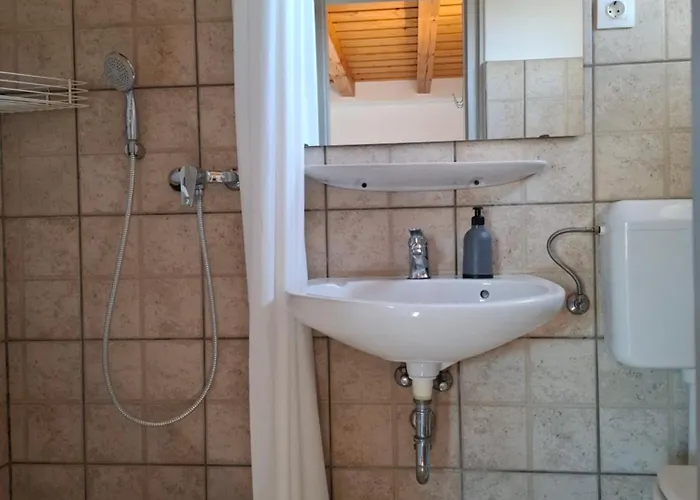 Familia Apartmanhaz
