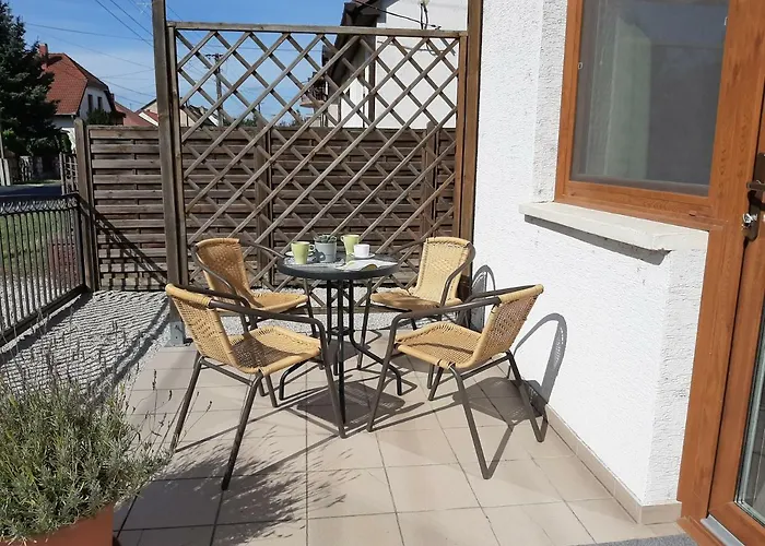 Familia Apartmanhaz דירה קסזטלי